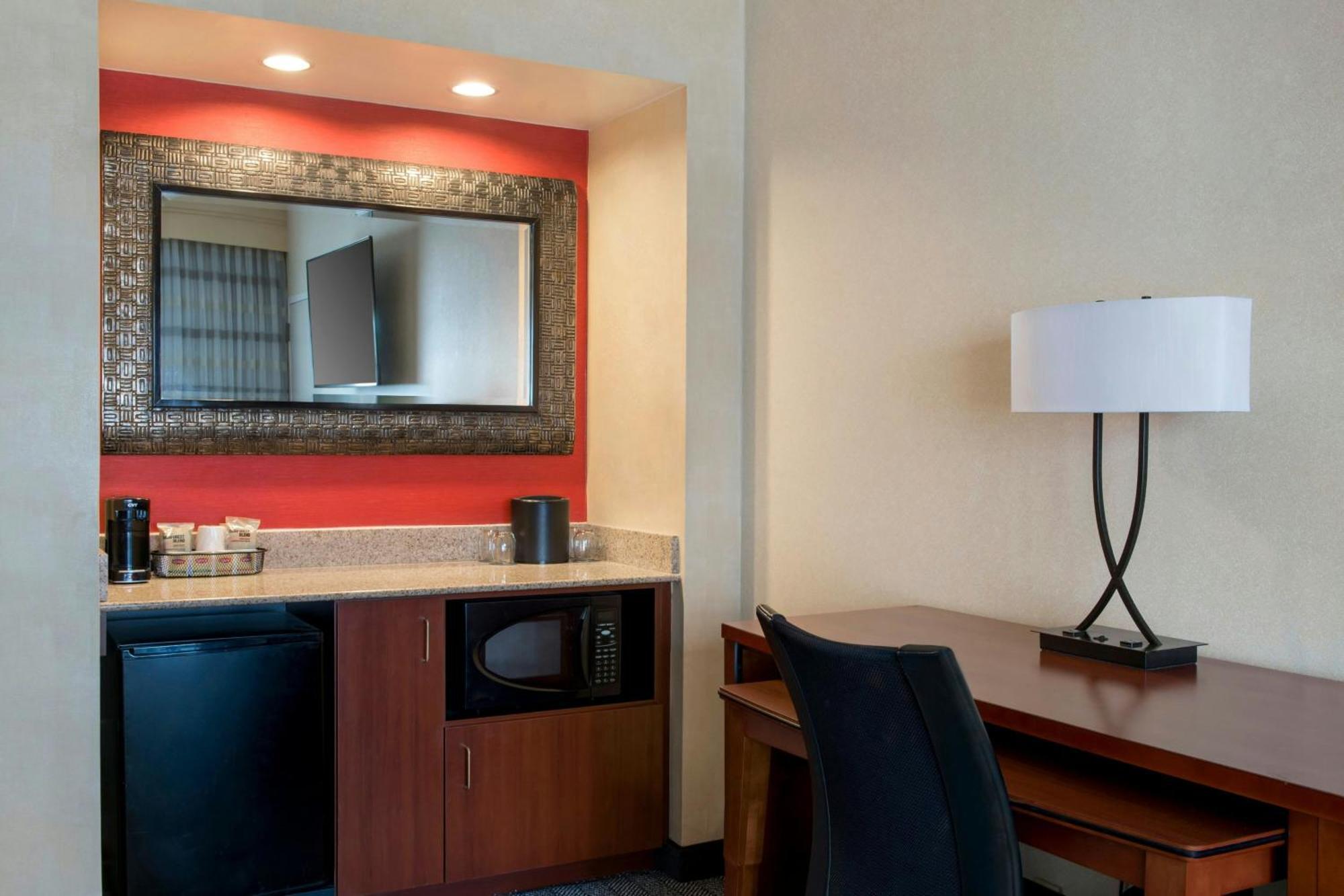 Hotel Courtyard By Marriott Mt. Laurel Mount Laurel Exteriér fotografie